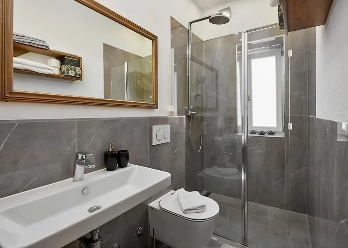 Casa Dei Fiori * Pula